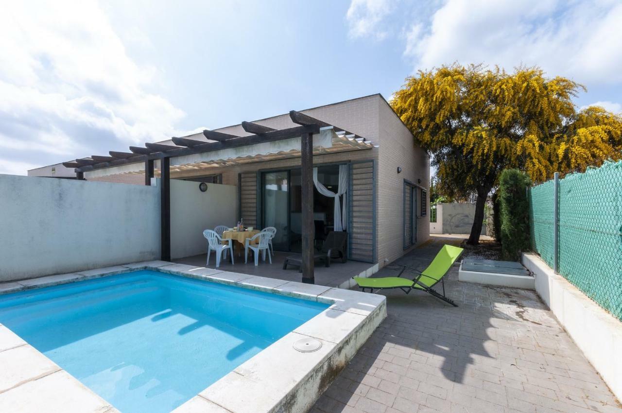 Premium 17 Villa Les Deveses Exterior photo